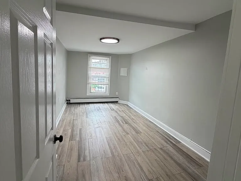155 W Main St #1 — Photo 3