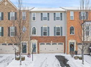 703 Pointe View Dr, Mars, PA 16046