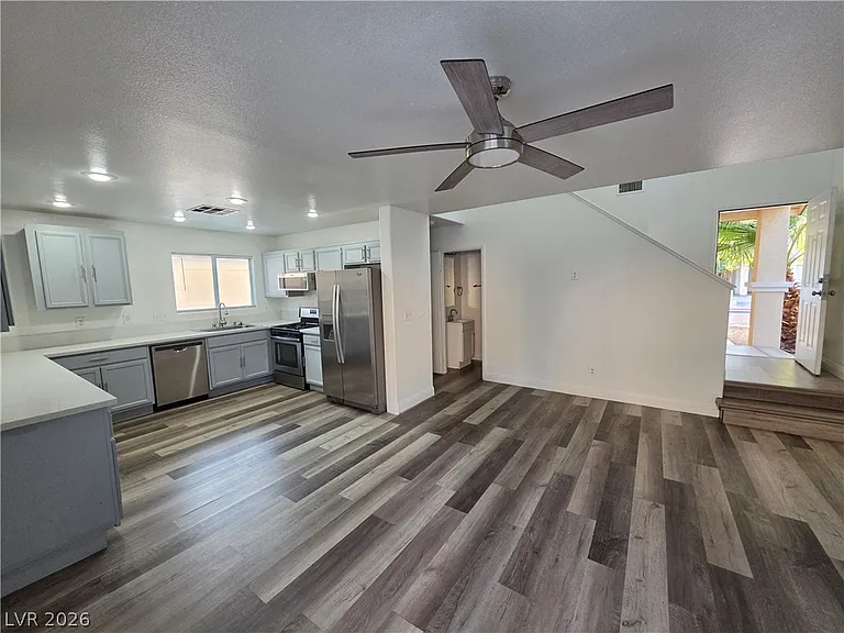 4355 Holden St — Photo 5