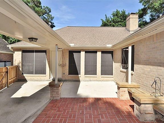 3rd image of 3215 Manor Grove Dr