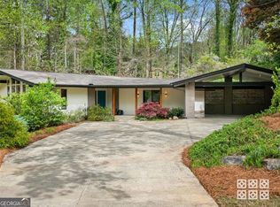 2068 Castleway Ln, Atlanta, GA