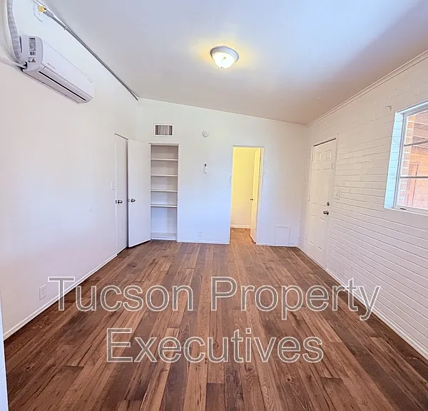 1603 N Highland Ave — Photo 8