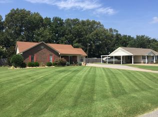 291 Walnut Dr, Dyersburg, TN 38024