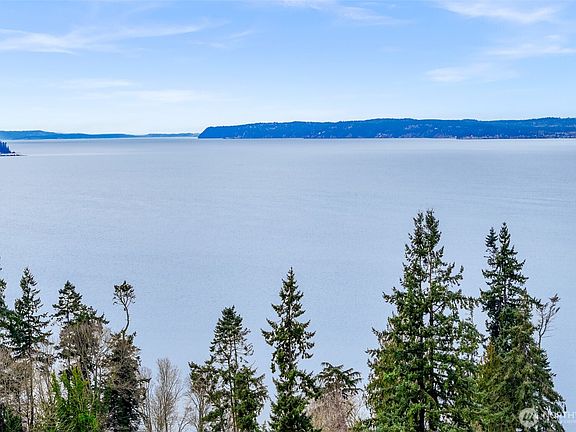5th image of 2126 Mukilteo Boulevard