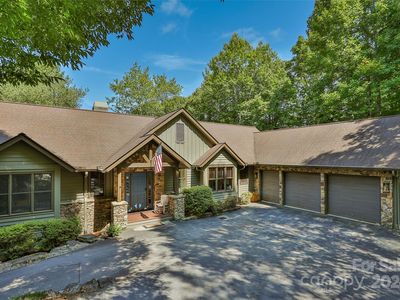 47 Hilltop Rd, Sapphire, NC, 28774