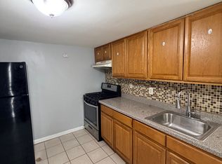 44 Dudley St APT 1, Hamden, CT 06517