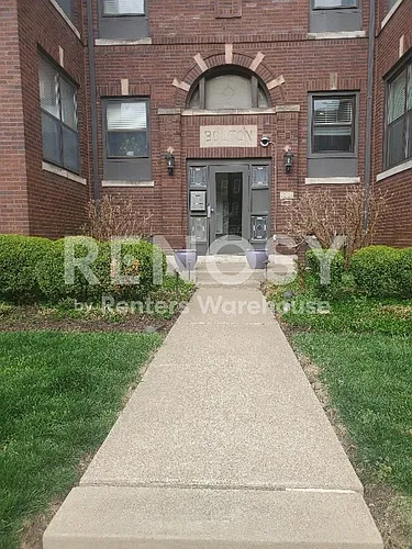 5625 Pershing Ave #32 Photo 1 5625 Pershing Ave #32 Photo 1