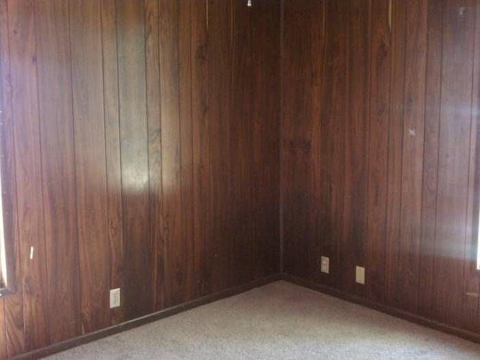 2nd image of 4043 S Grenwood Cir
