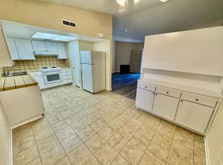 1533 E Austin Way APT 204, Fresno, CA 93704