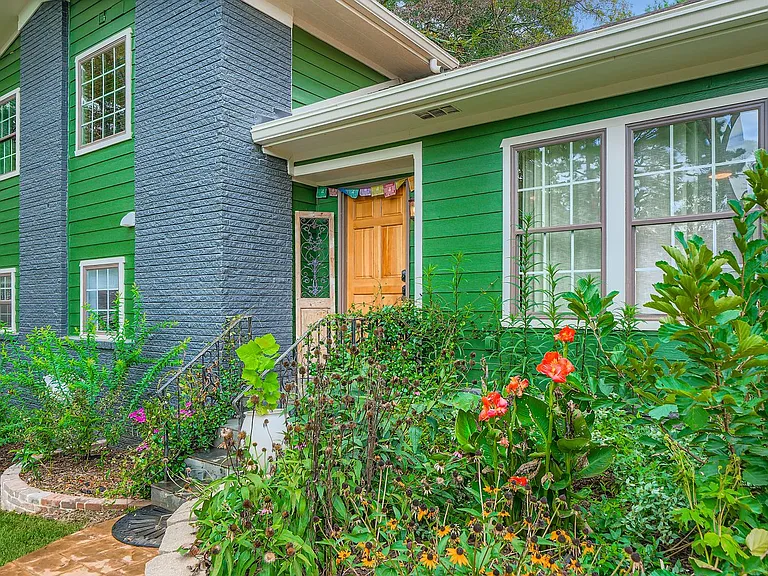 3893 Nielsen Ct — Photo 2