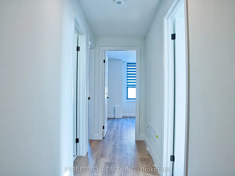 2900 Savoy St #105 — Photo 16