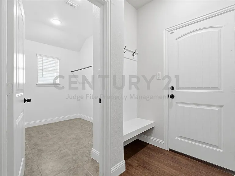 5013 Diamond Dr — Photo 21