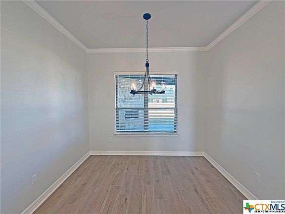 5th image of 9214 Blackhawk Dr