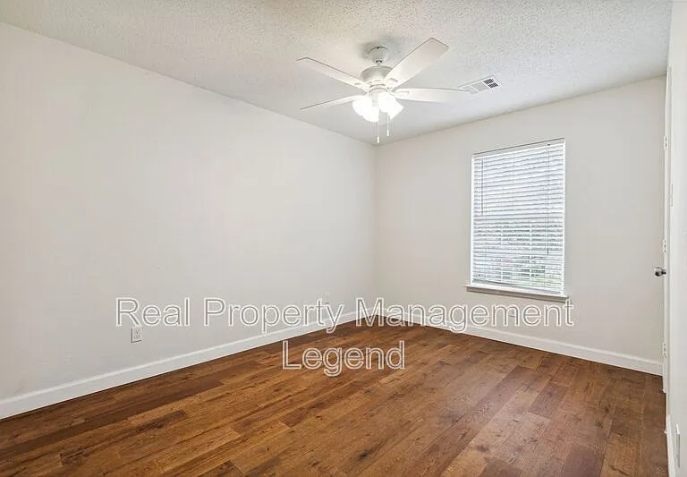 5012 Boxwood Ln — Photo 21