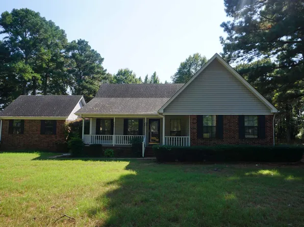 166 Pinewood Ln, Beebe, AR 72012