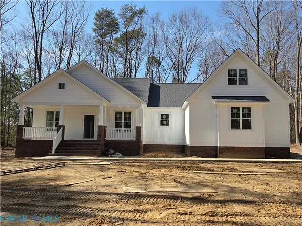 49 Knolls Dr, White Stone, VA 22578
