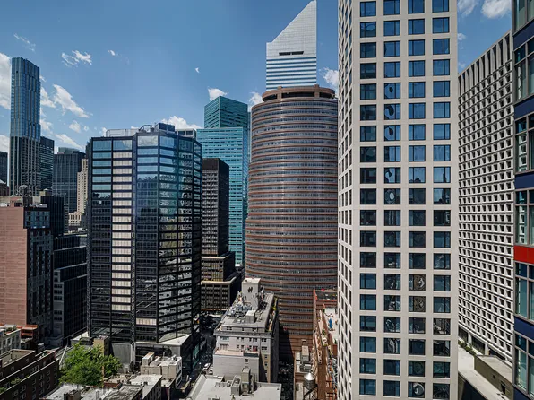 250 East 54th Street image 13 of 26