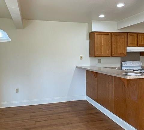 5th image of 4630A Capelin Dr