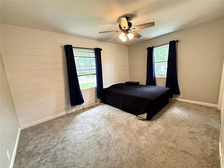 225 Sunrise Blvd — Photo 30