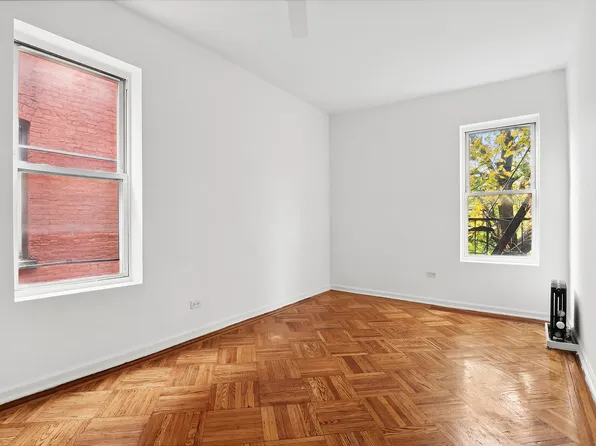 244 New York Avenue image 3 of 6