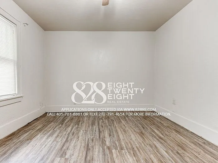 320 Castro St — Photo 10