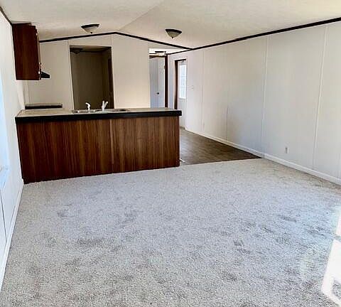 5th image of 40 Jeanette St