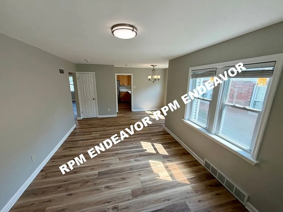 6857 Julian Ave