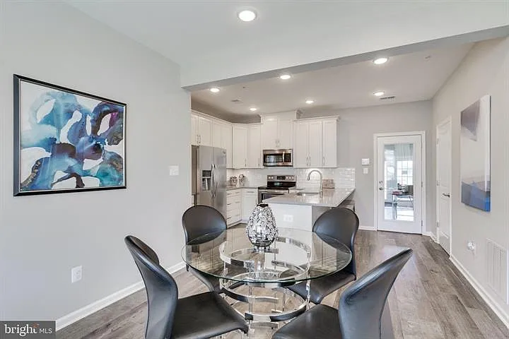 9703 Tealbriar Dr — Photo 10