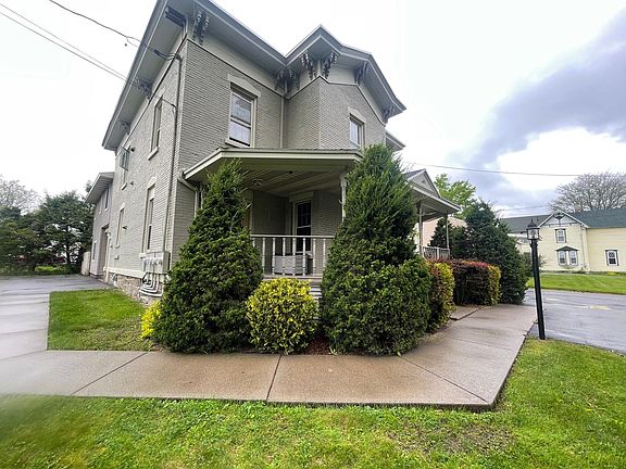 2nd image of 220 Tompkins St #3