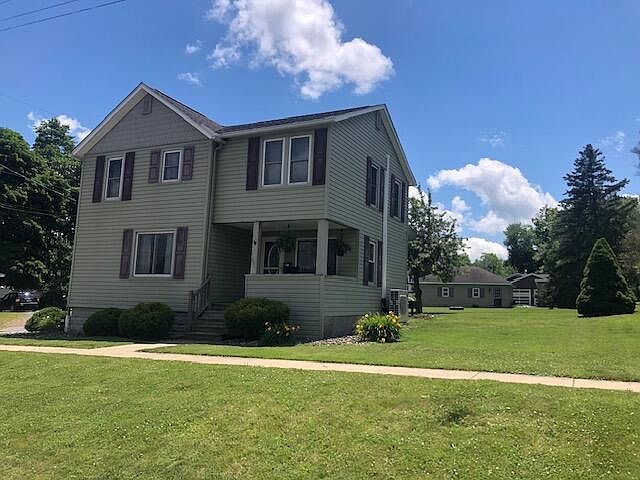 1st image of 901 W Washington Ave