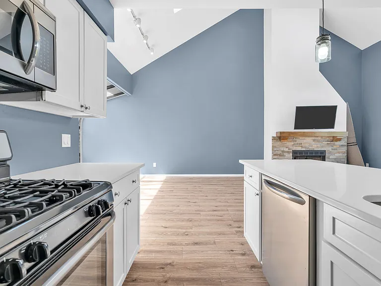 7 Pevero Dr #4 — Photo 10