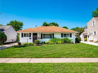 274 Erieview Blvd, Sheffield Lake, OH