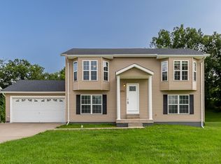 1035 Wrigley Cir, Warrenton, MO 63383