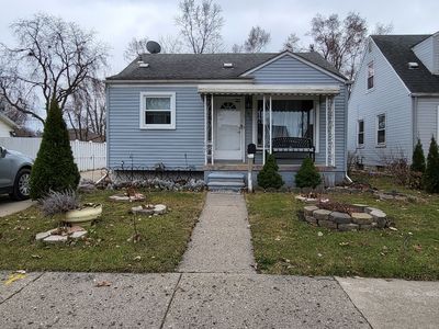 1665 Gregory Ave, Lincoln Park, MI, 48146