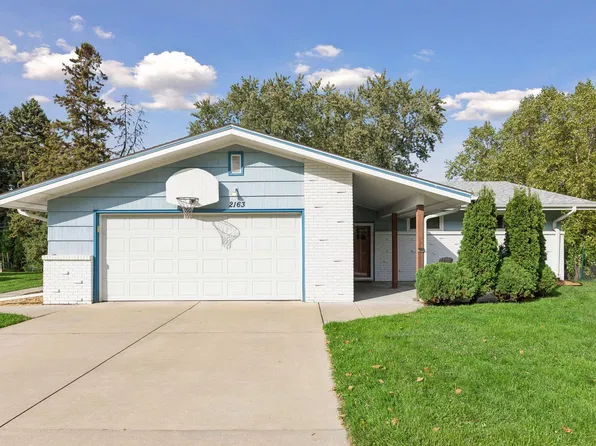2163 Rosewood Ln S, Roseville, MN 55113