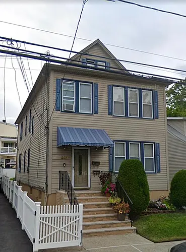 440-442 E 35th St #2 Photo 1