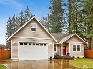 8350 Holly Lane, Maple Falls, WA 98266
