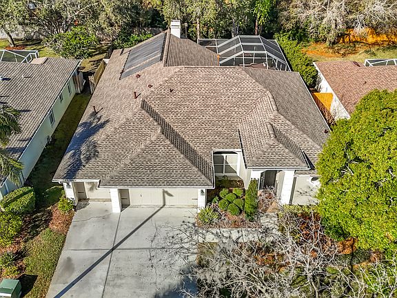 4th image of 9906 Bennington Dr