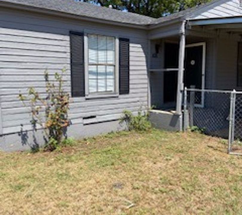 1st image of 826 S 14th St