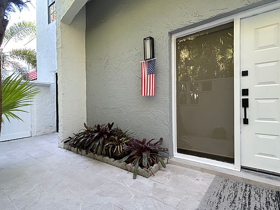 2nd image of 20945 Bay Ct APT 135