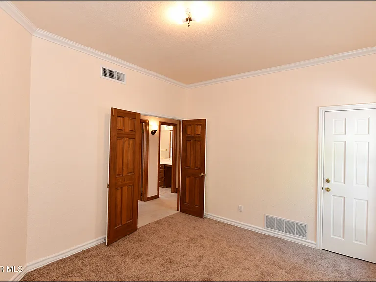 1004 Los Jardines Cir — Photo 28