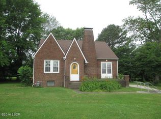 1517 Salem Rd, Mount Vernon, IL 62864