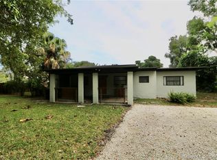 9284 SW 120th St, Miami, FL 33176