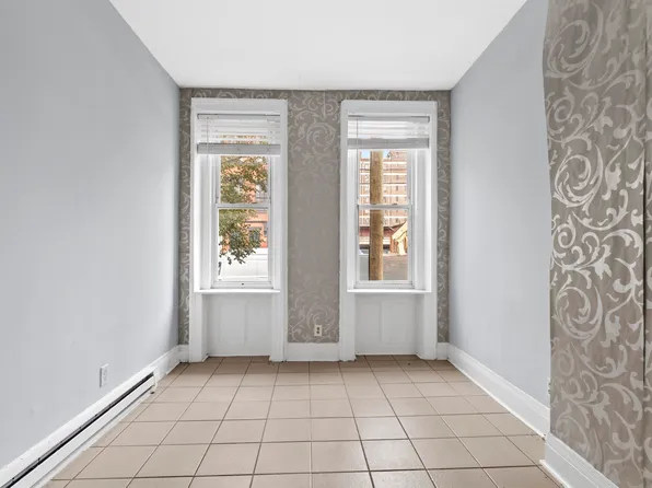 207 15th Street image 14 of 19