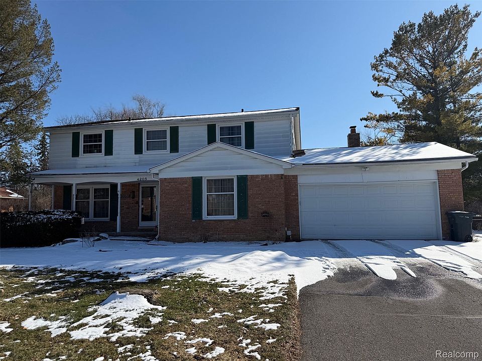 1st image of 4205 Pinehurst Dr