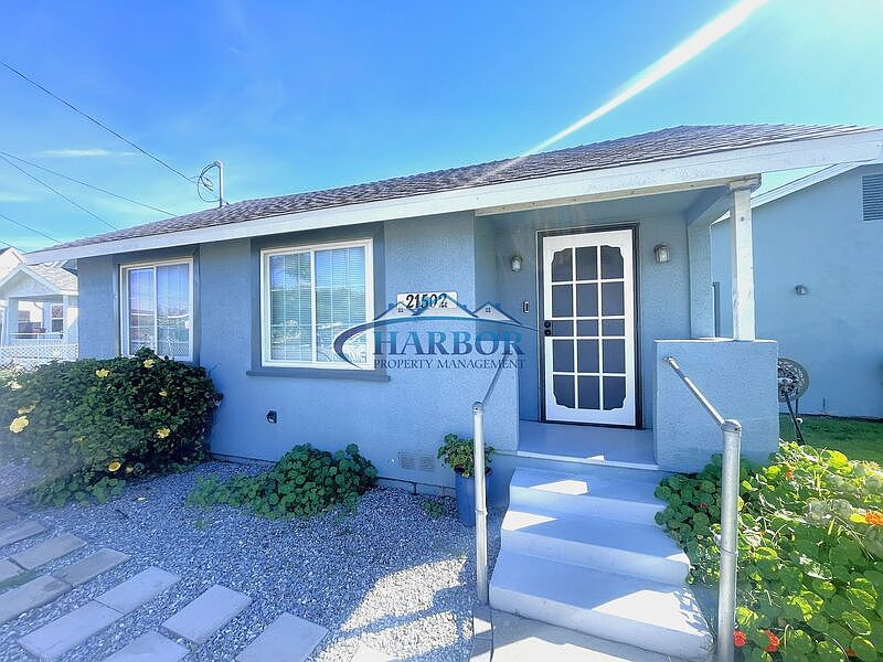 1st image of 21502 Berendo Ave