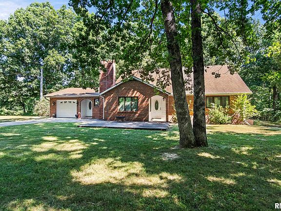 2nd image of 29334 Carlinville Cutoff Rd