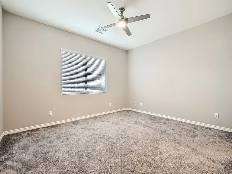 12165 Edgehurst Ct — Photo 15