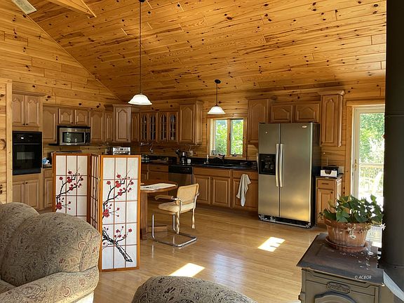 5th image of 10100 Dowler Ridge Rd