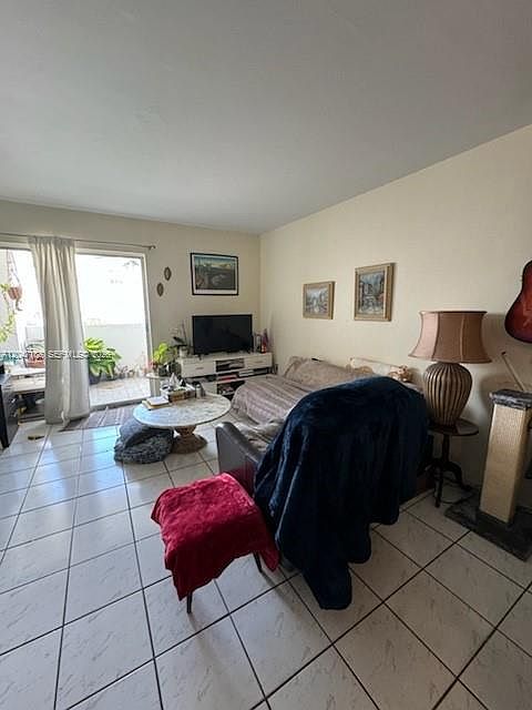 1st image of 2000 Biarritz Dr APT 404